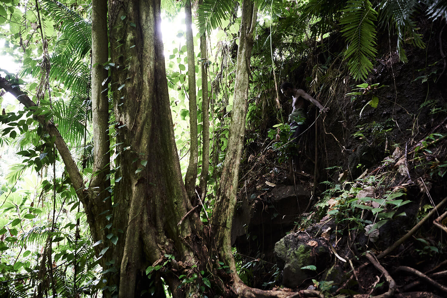 26-Shell-Money-Watom-Island-5434-Kristina-Steiner