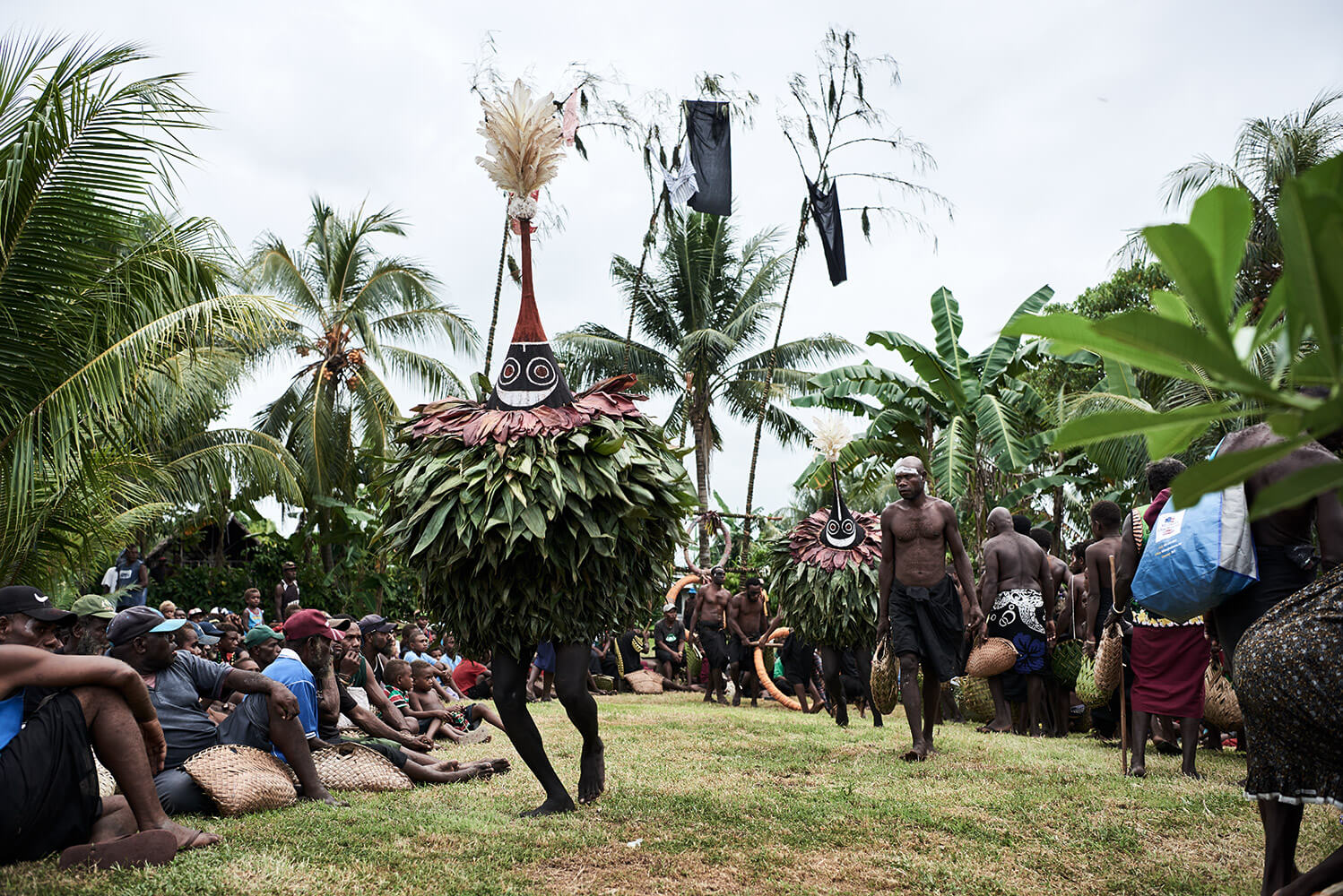 38-Shell-Money-Raulavil-Shell-Breaking-2506-Kristina-Steiner