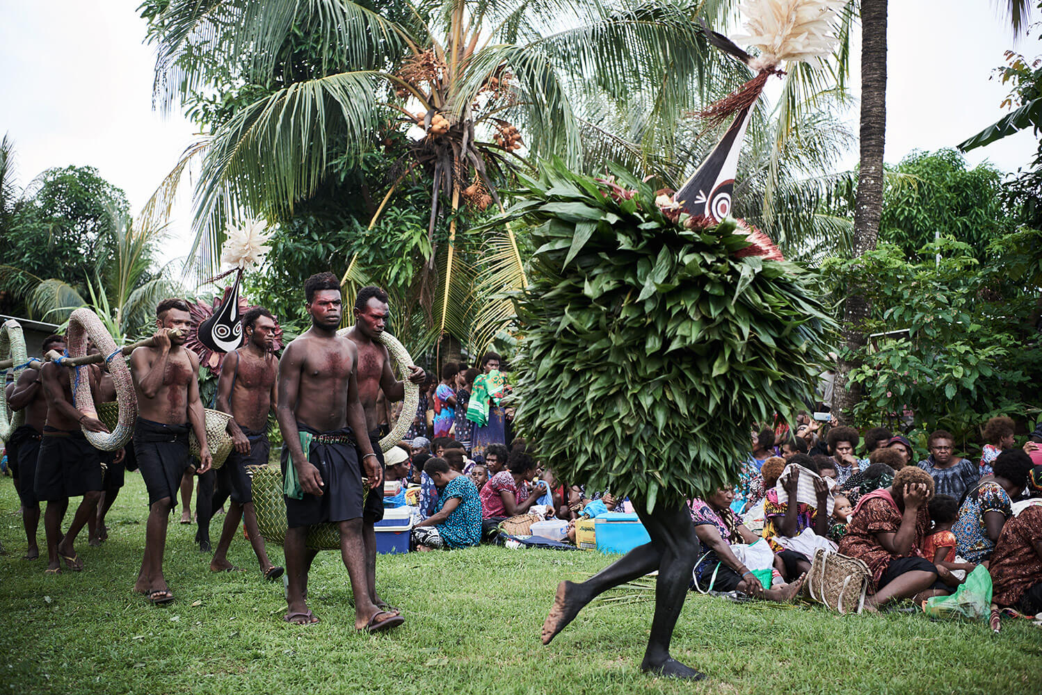 39-Shell-Money-Tokiala-Shell-Breaking-1561-Kristina-Steiner