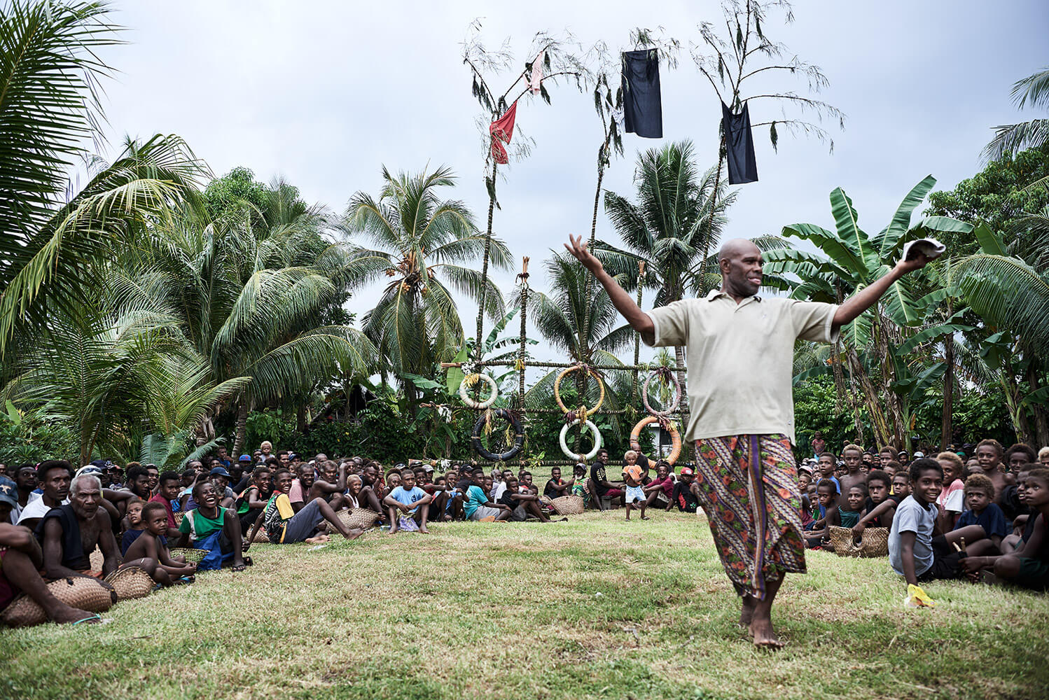 40-Shell-Money-Raulavil-Shell-Breaking-2472-Kristina-Steiner