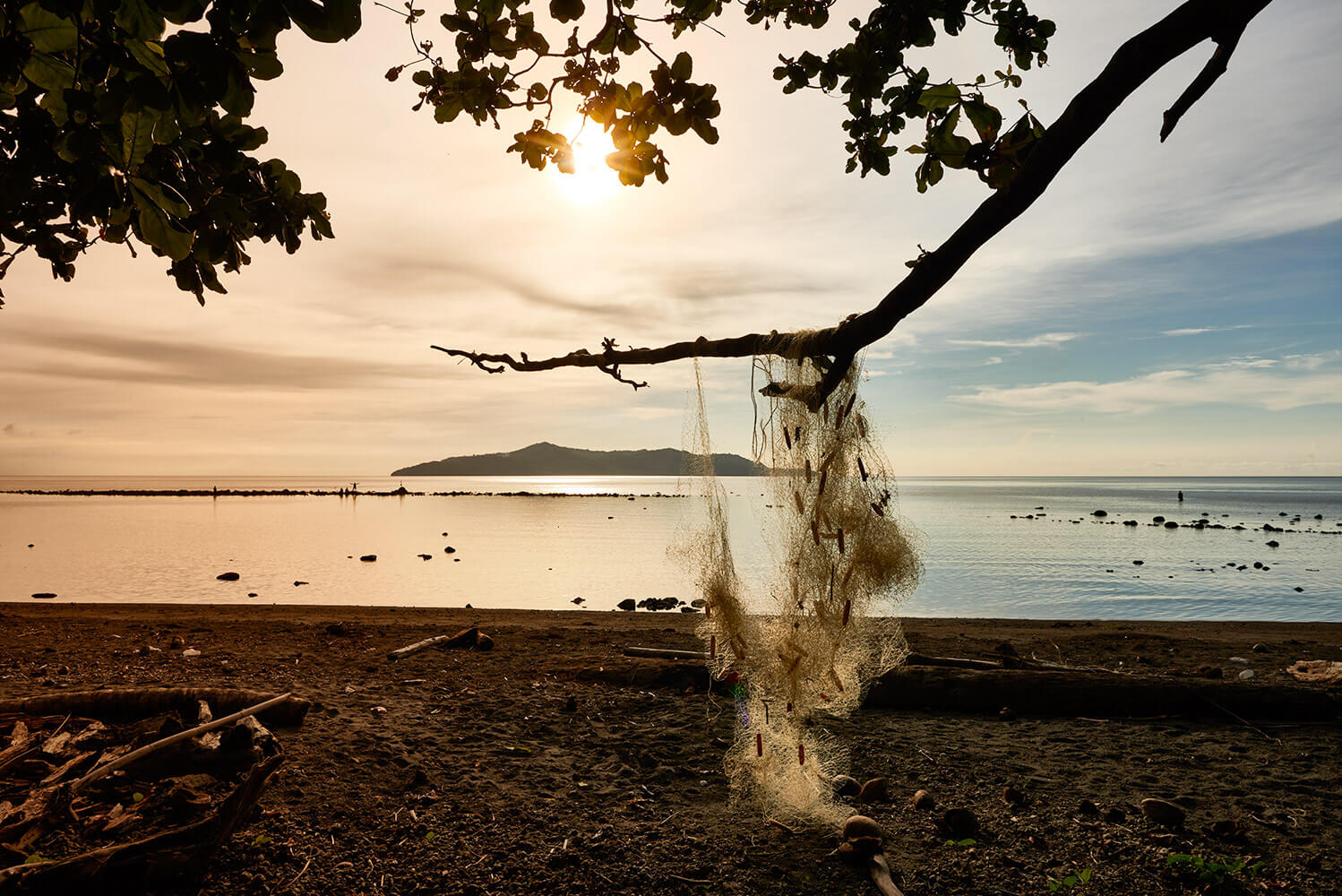 70-Shell-Money-Watam-Island-5824-Kristina-Steiner