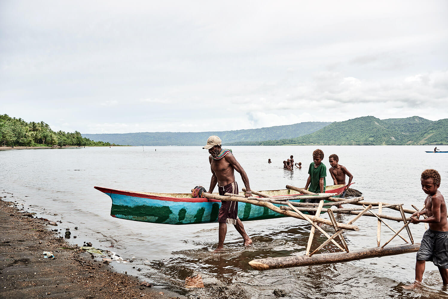 65-Megapode-Egg-Hunters-3620-Kristina-Steiner