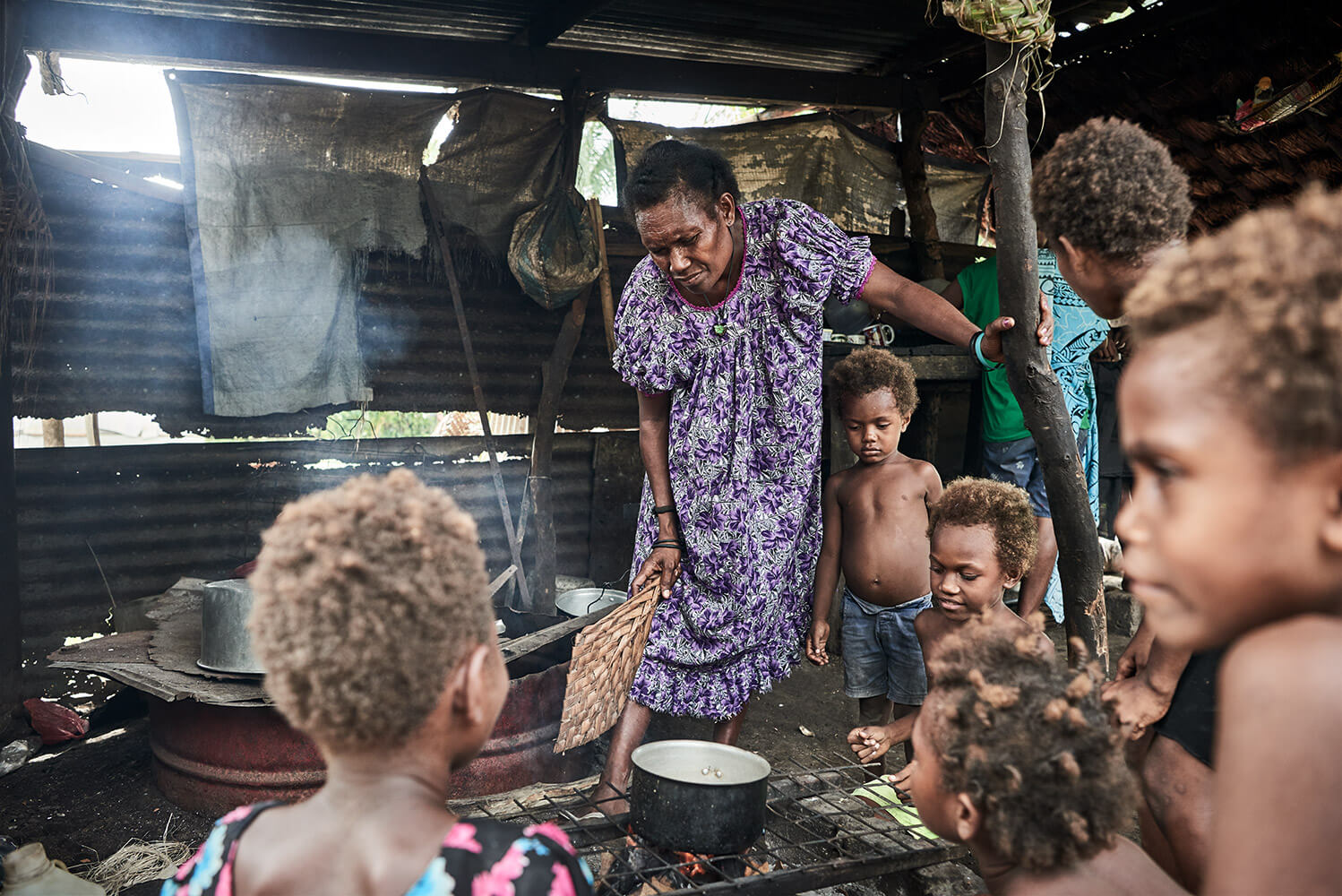 71-Megapode-Egg-Hunters-3710-Kristina-Steiner