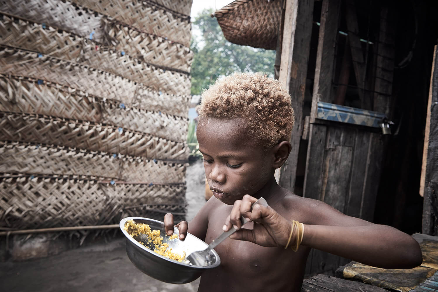 94-Megapode-Egg-Hunters-Chris-0588-Kristina-Steiner