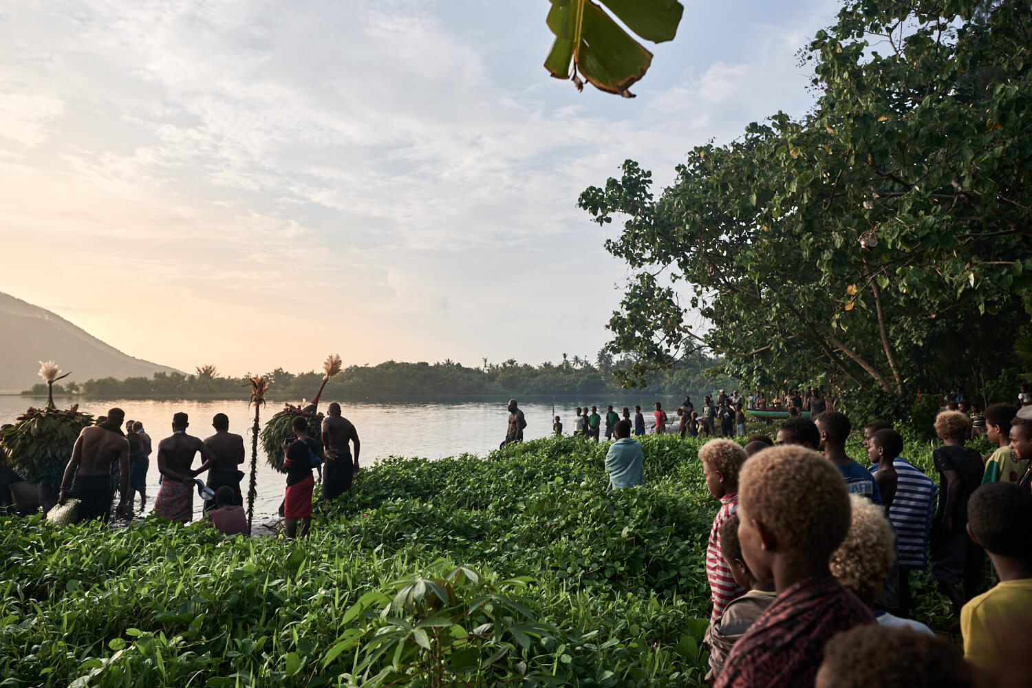 99-Megapode-Egg-Hunters-Rainatun-Kinavai-2213-Kristina-Steiner